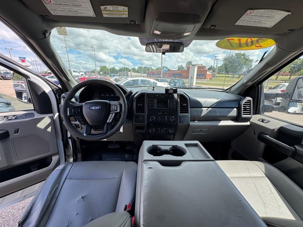 Ford F-350 SD XL SuperCab 2WD 2017