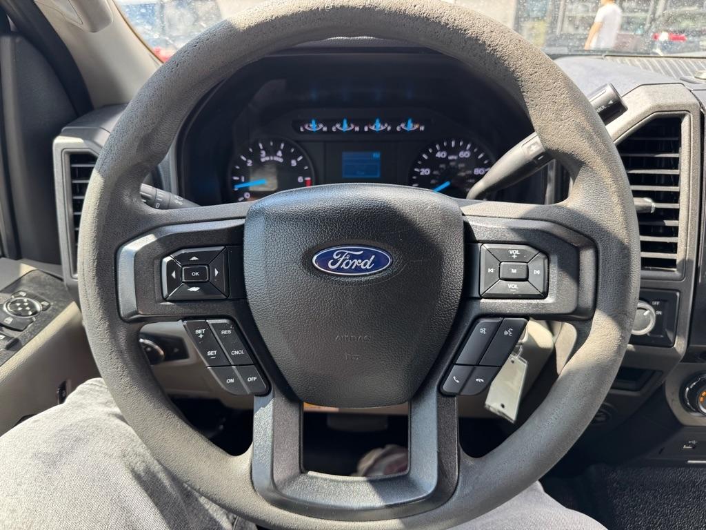 Ford F-350 SD XL SuperCab 2WD 2017