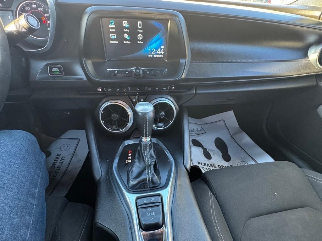 Chevrolet Camaro 1LT Convertible 8A 2018