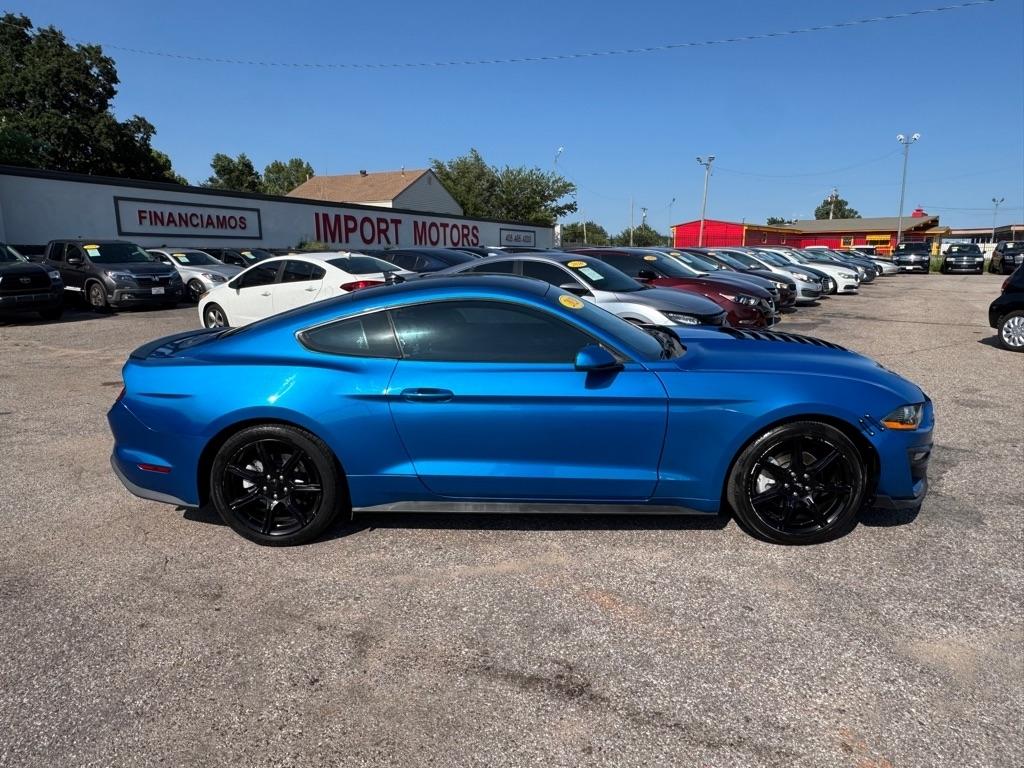 Ford Mustang  2020
