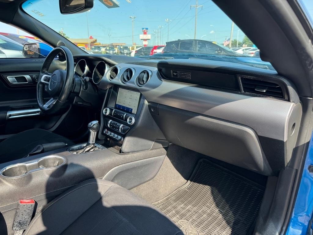 Ford Mustang  2020