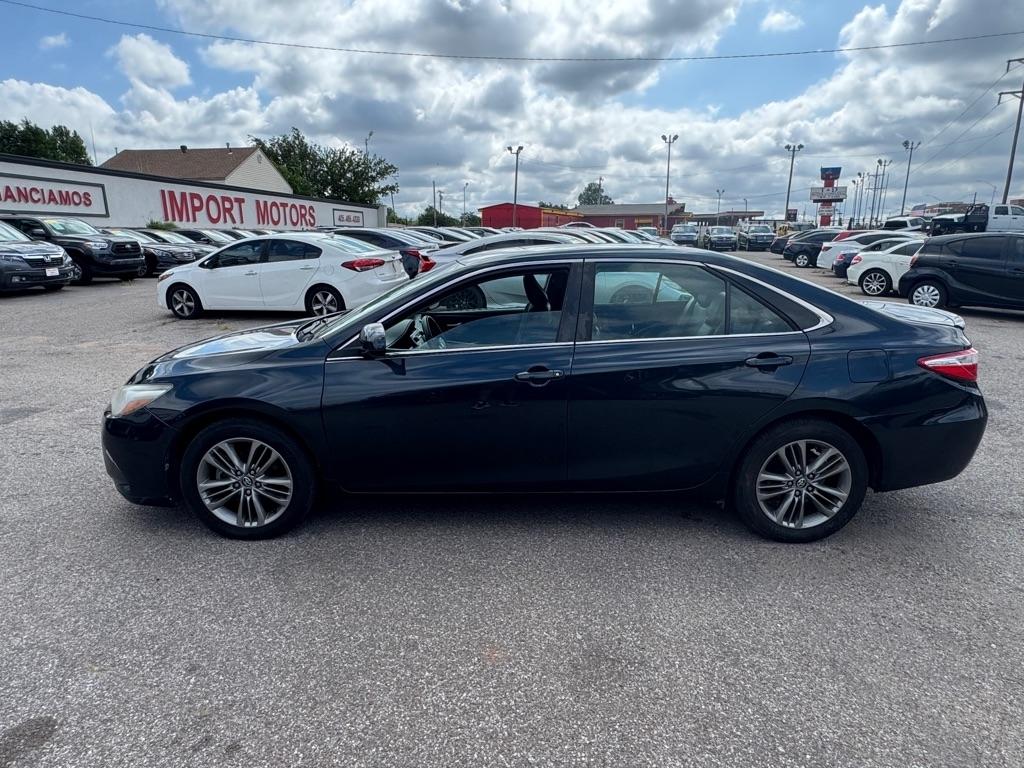 Toyota Camry LE 2017