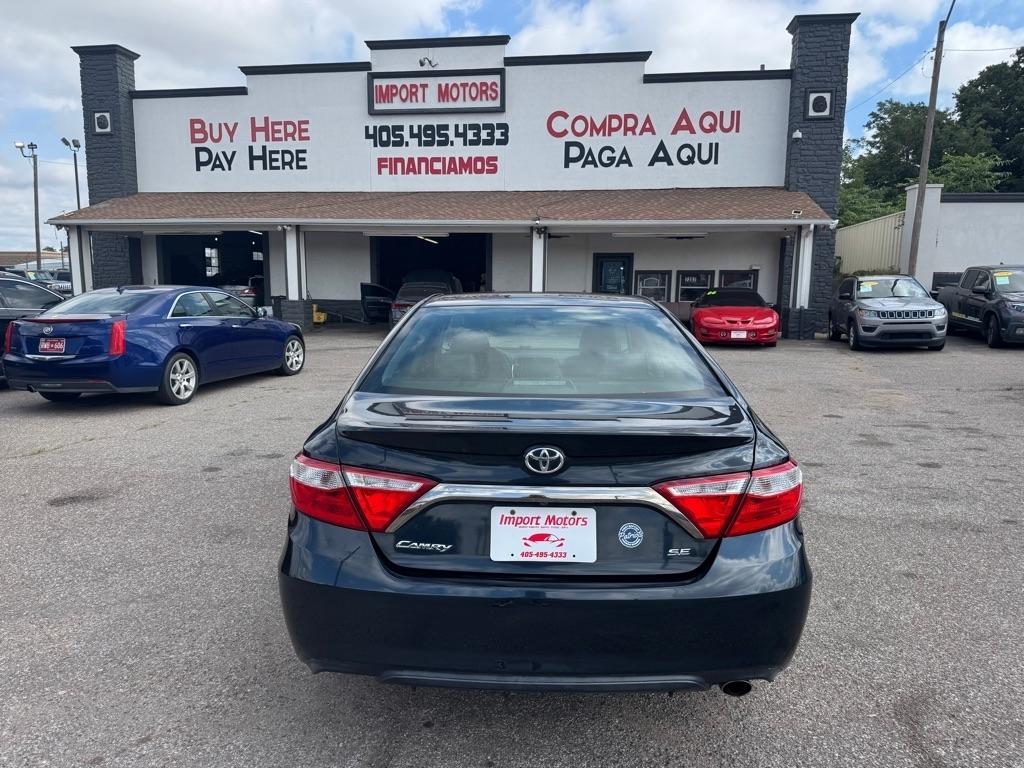Toyota Camry LE 2017