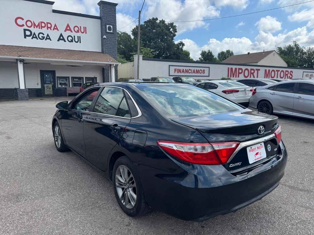 Toyota Camry LE 2017