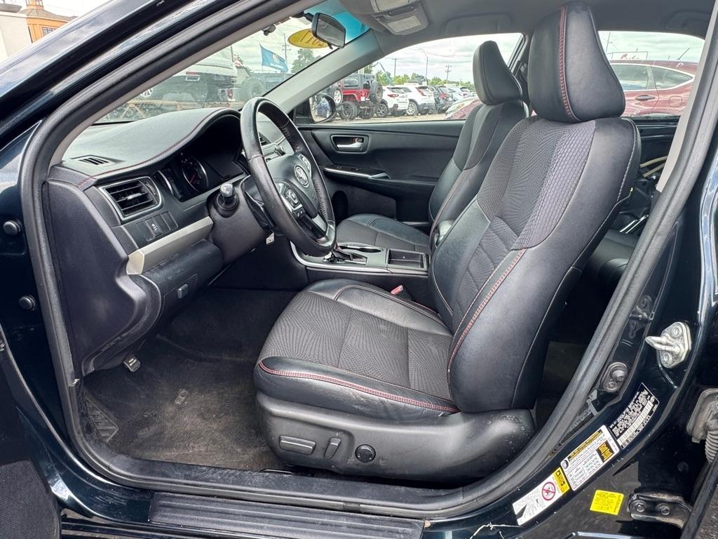 Toyota Camry LE 2017