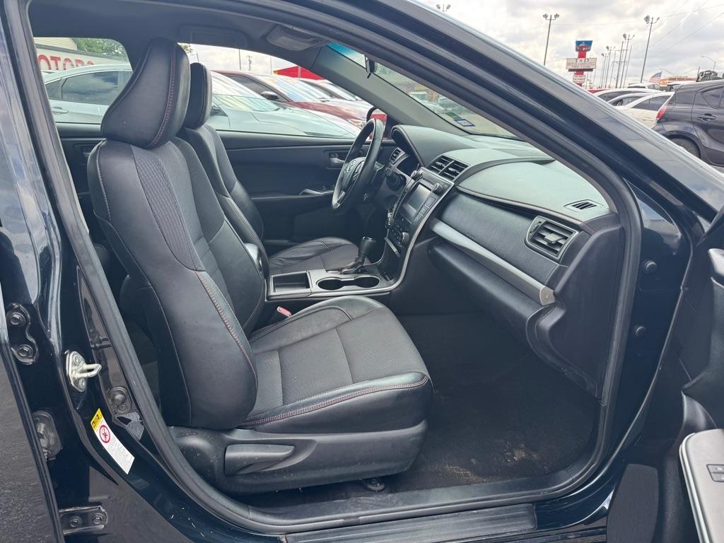 Toyota Camry LE 2017