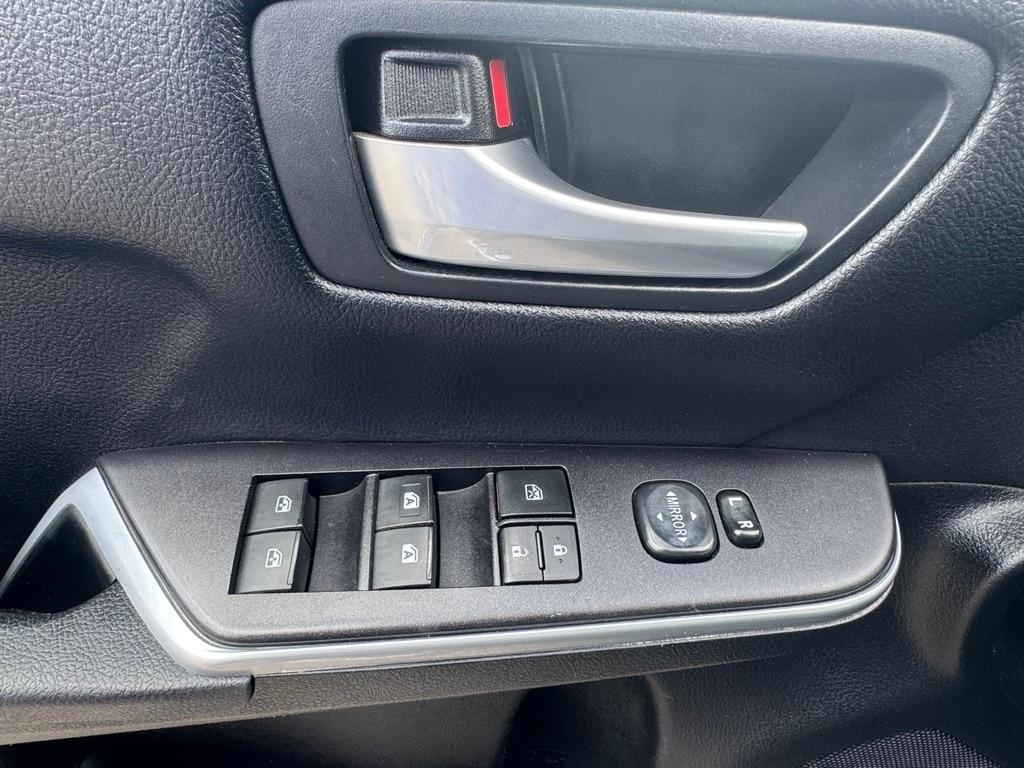 Toyota Camry LE 2017