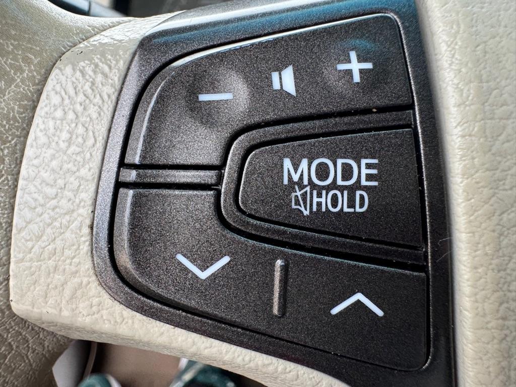 Toyota Sienna LE FWD 8-Passenger V6 2014