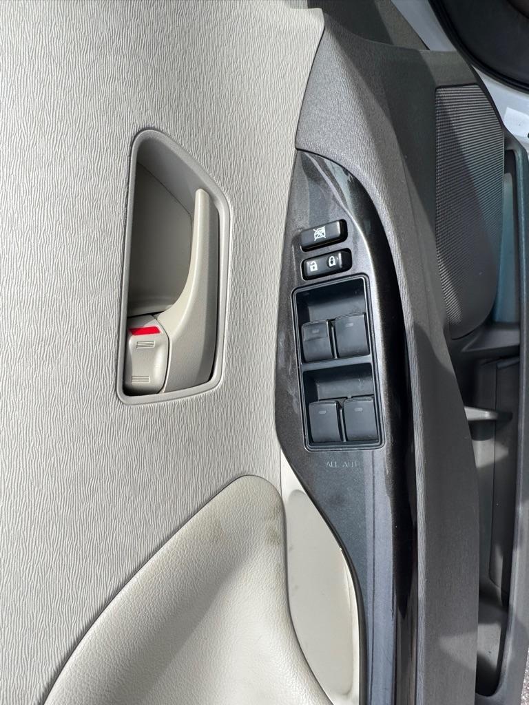 Toyota Sienna LE FWD 8-Passenger V6 2014