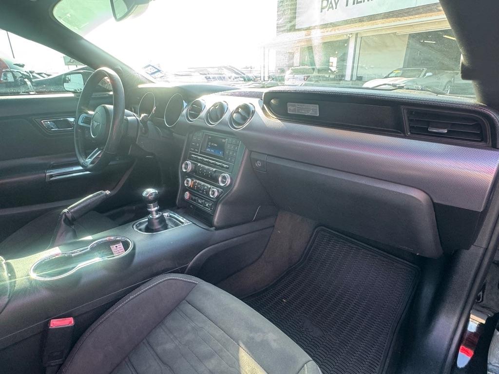 Ford Mustang  2016