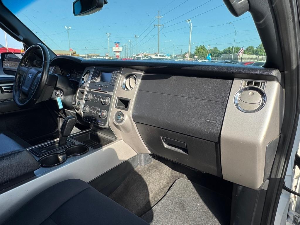 Ford Expedition EL XLT 2WD 2017
