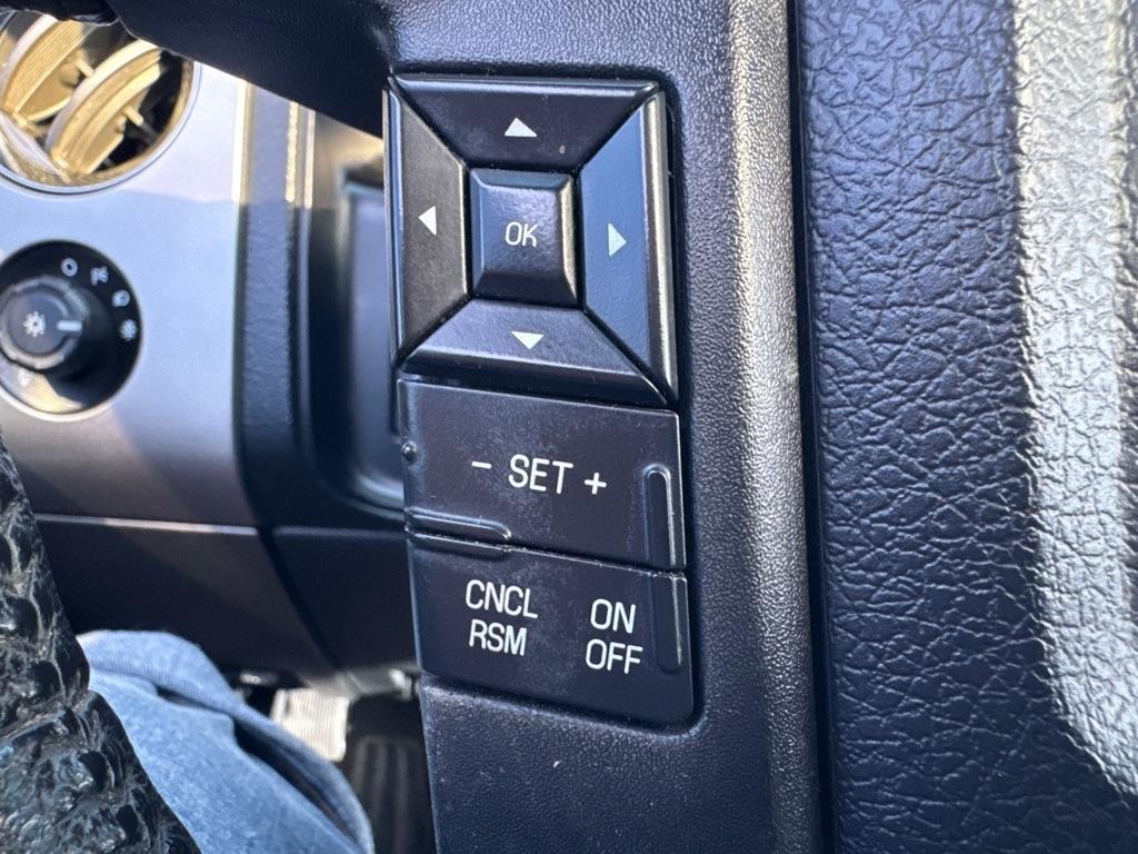 Ford Expedition EL XLT 2WD 2017