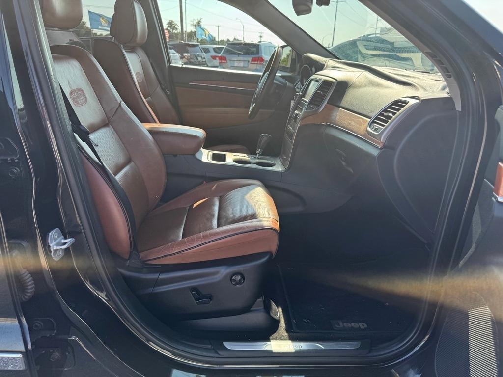Jeep Grand Cherokee Overland 2WD 2013