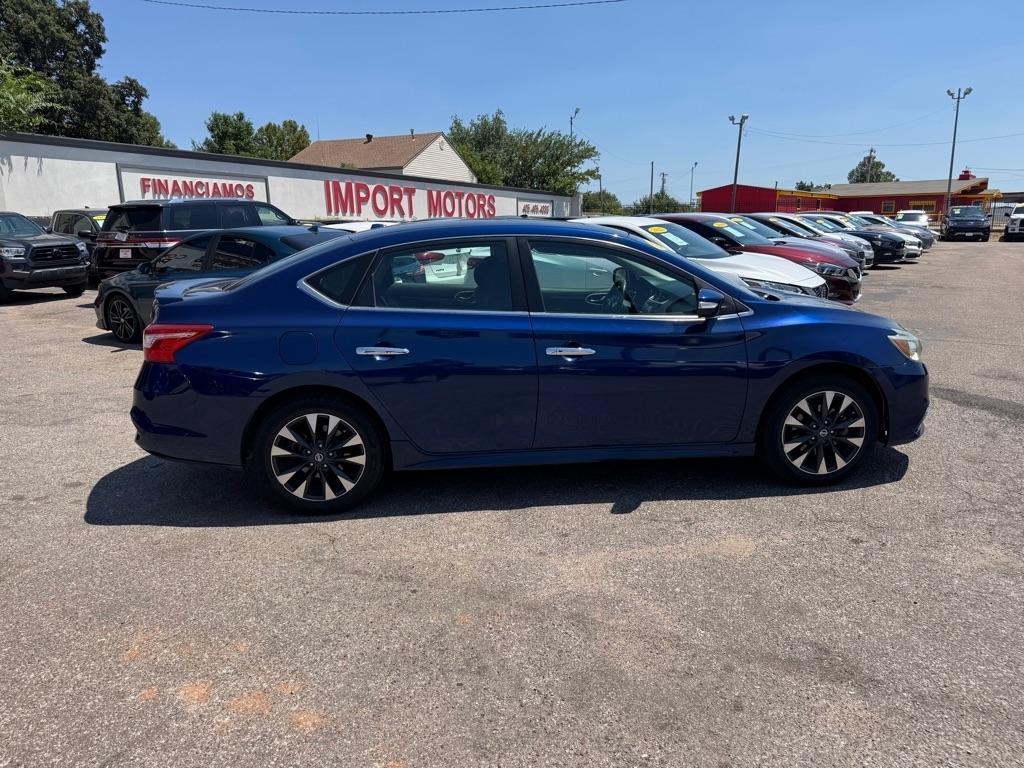Nissan Sentra SR TURBO 6MT 2018