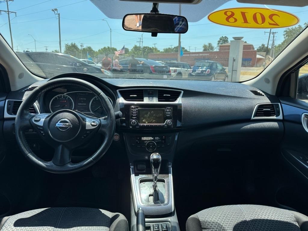 Nissan Sentra SR TURBO 6MT 2018