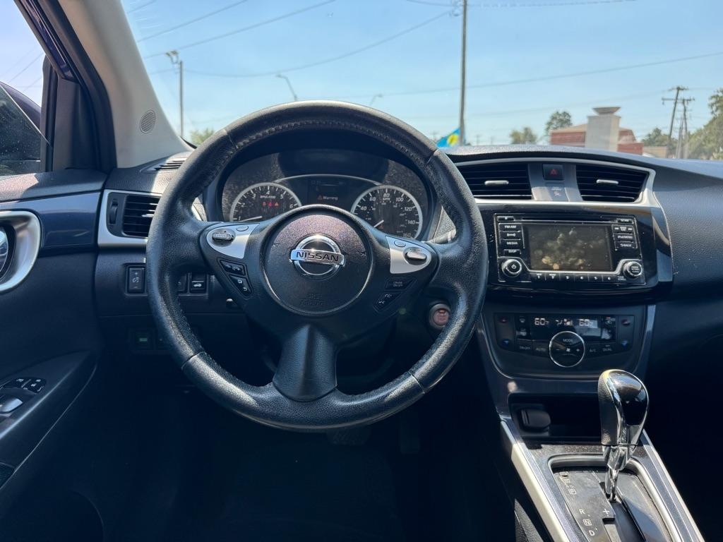 Nissan Sentra SR TURBO 6MT 2018