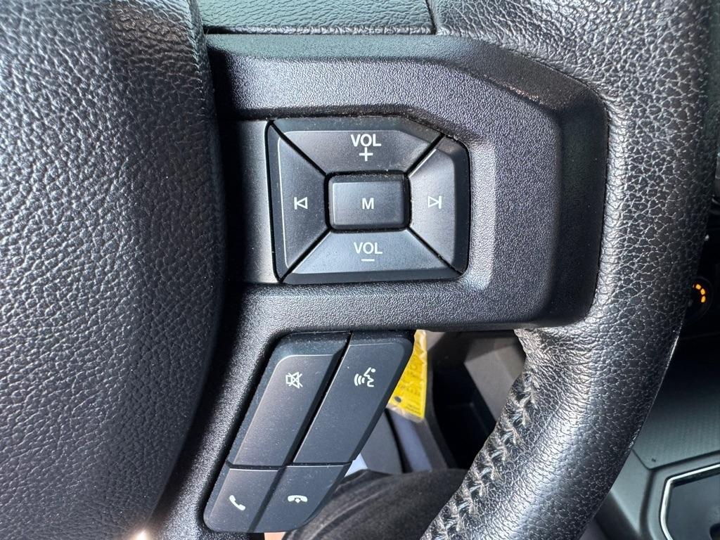 Ford F-150 XL SuperCrew 5.5-ft. Bed 2WD 2016