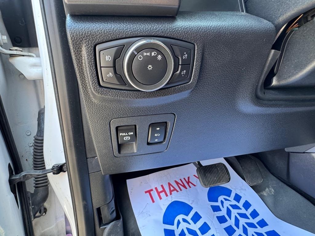 Ford F-150 XL SuperCrew 5.5-ft. Bed 2WD 2016