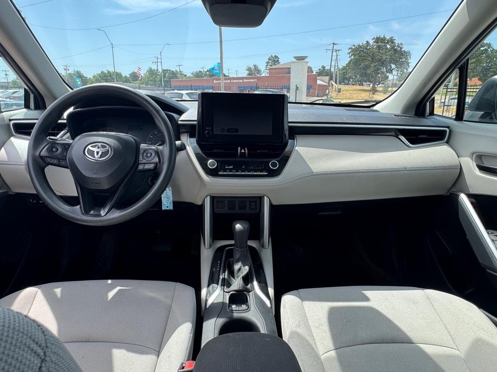 Toyota Corolla Cross L AWD 2024