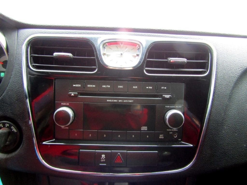 Chrysler 200 LX 2014