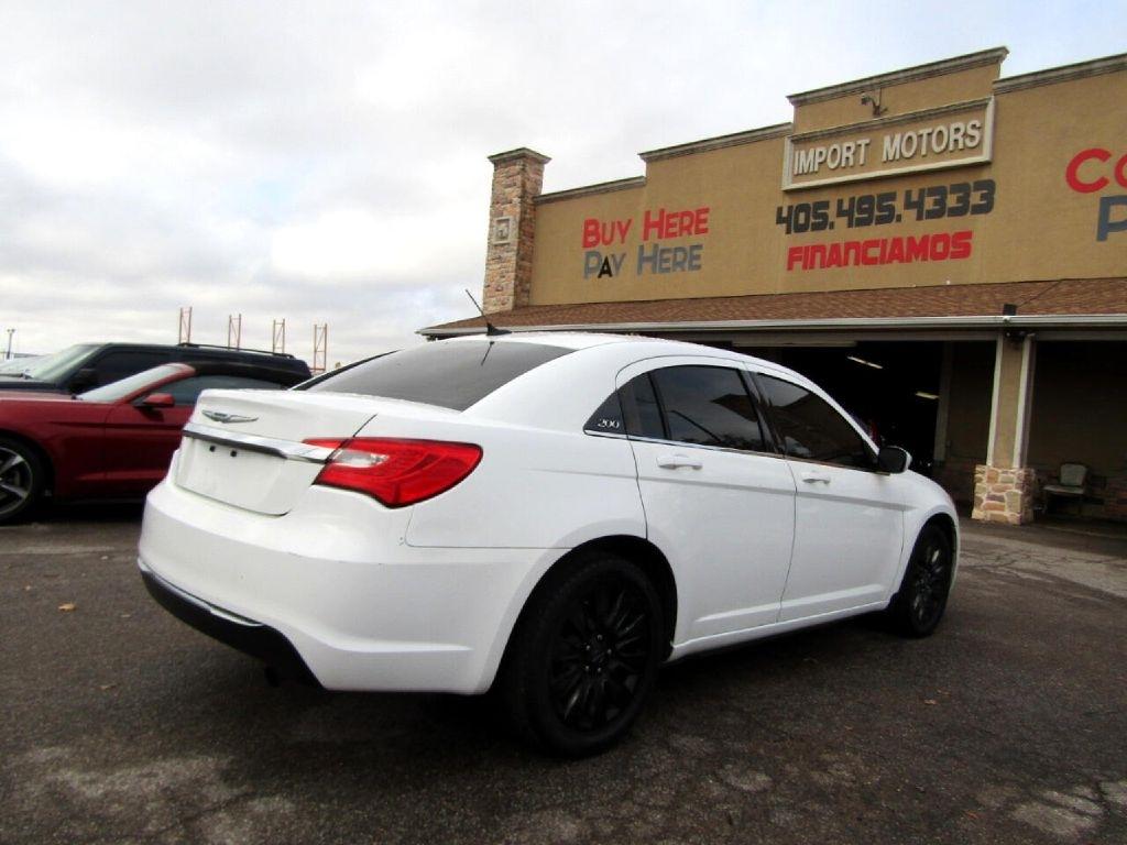 Chrysler 200 LX 2014