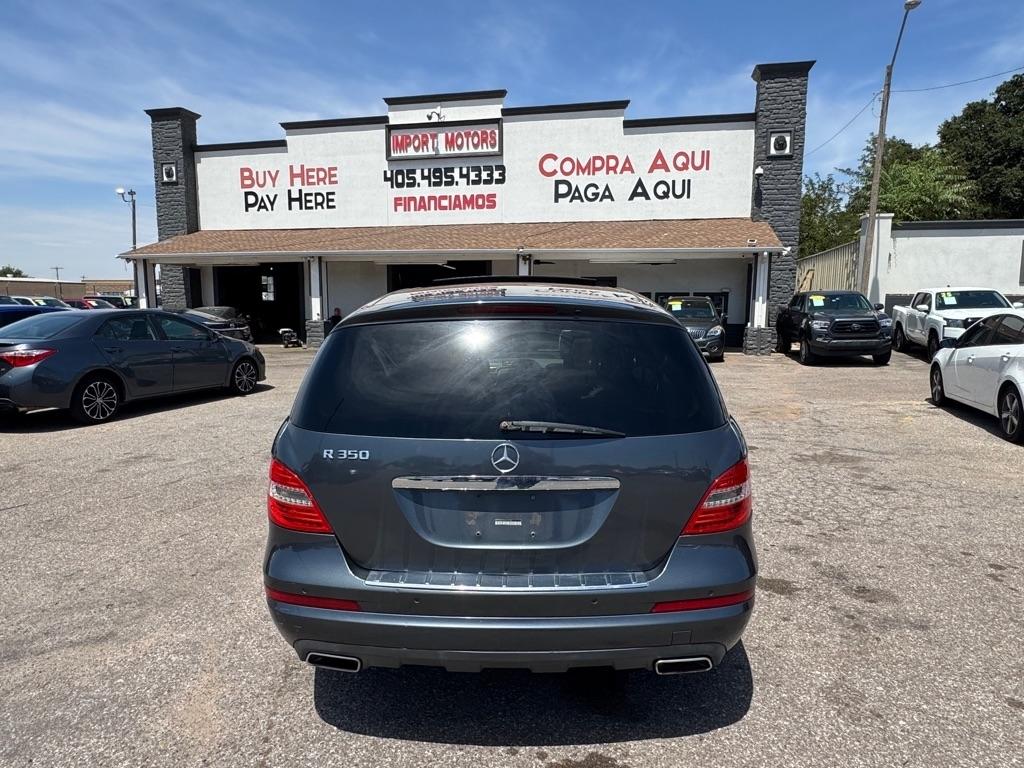 Mercedes-Benz R-Class R350 4MATIC w/ 3rd Row 2011