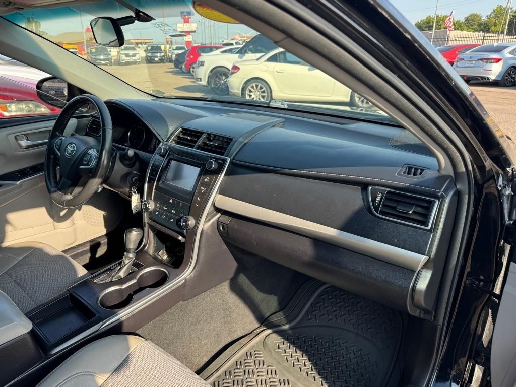 Toyota Camry LE 2017