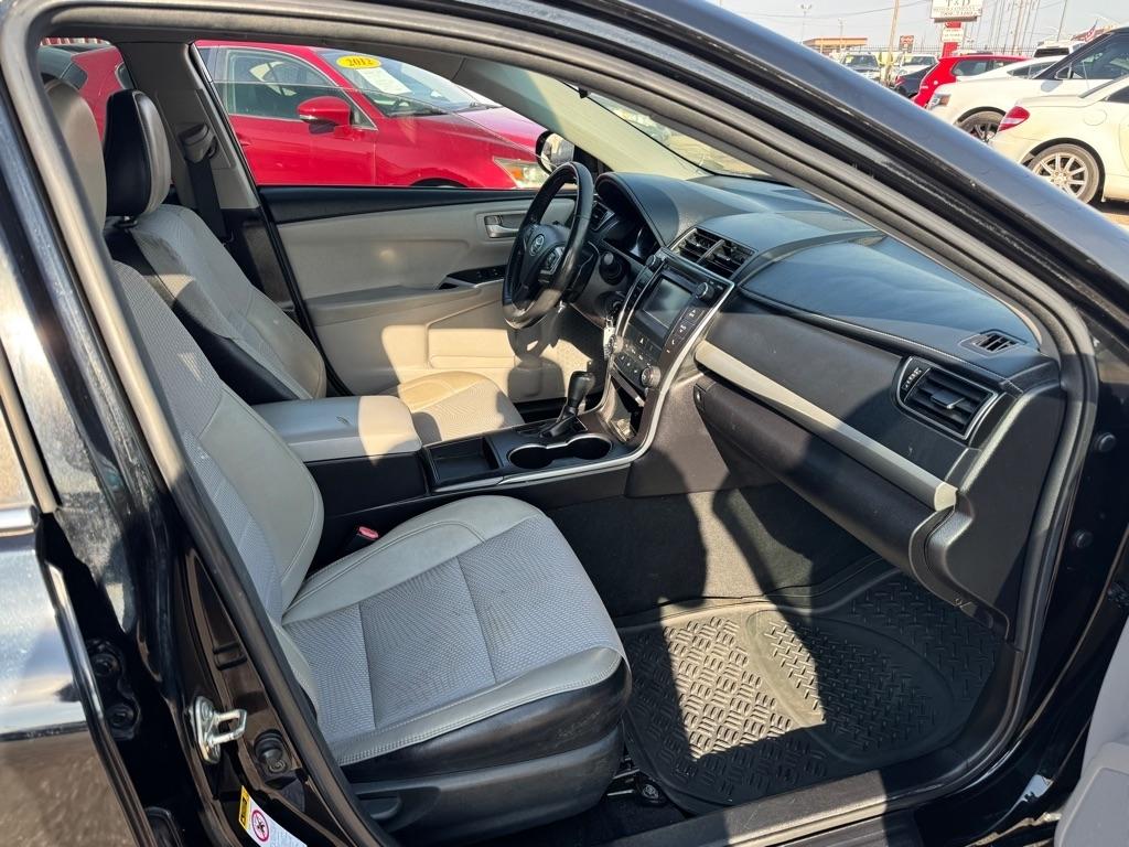 Toyota Camry LE 2017