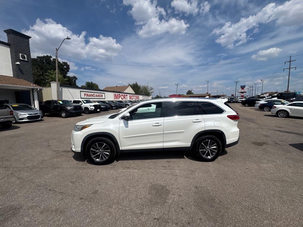 Toyota Highlander SE FWD V6 2019