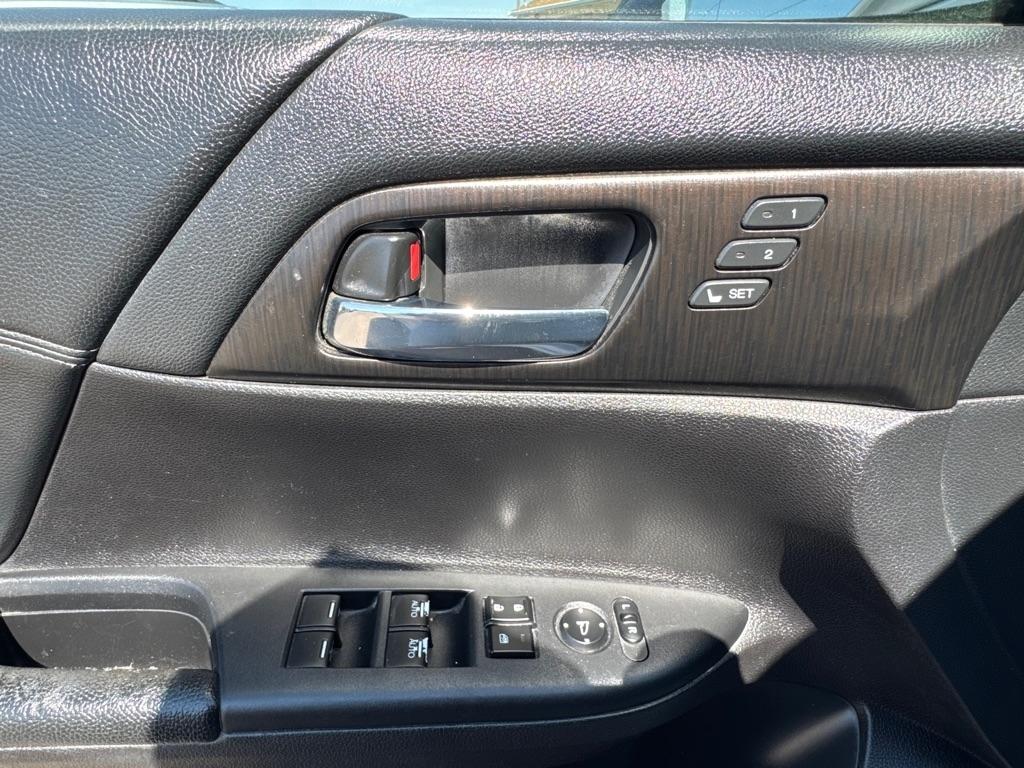 Honda Accord EX-L V6 Sedan AT 2015