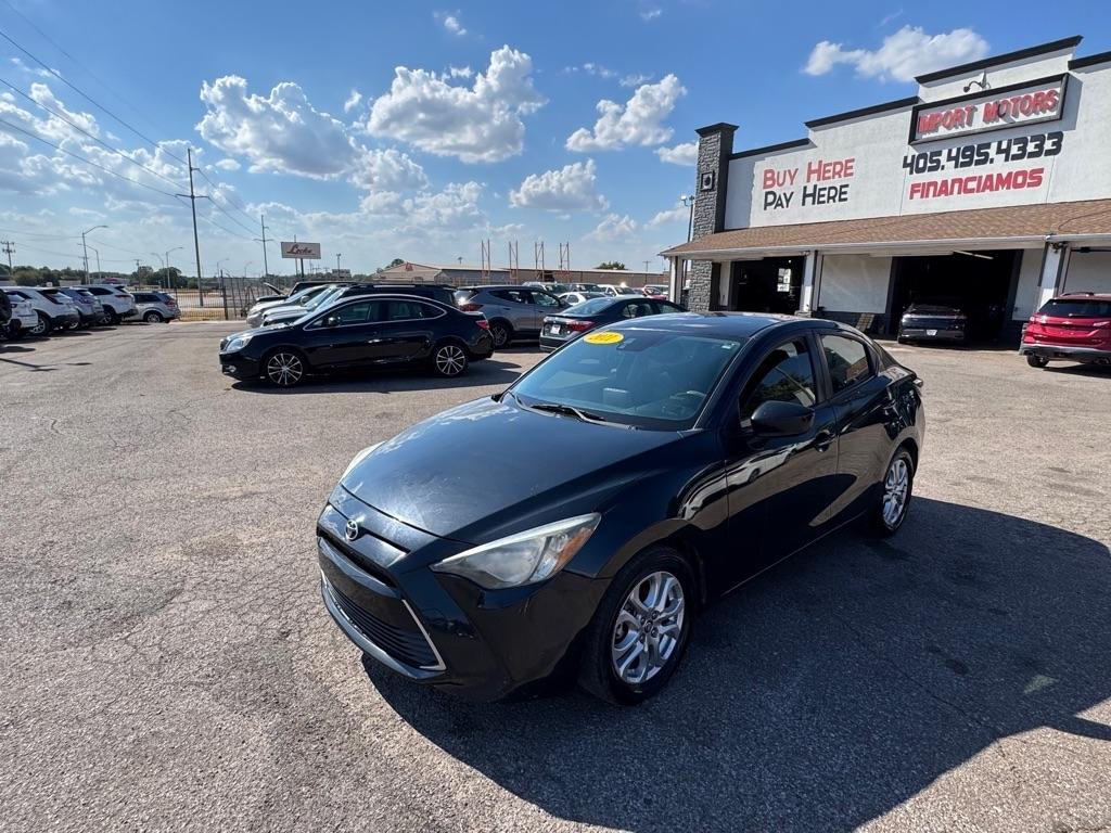 2017 Toyota Yaris iA Base
