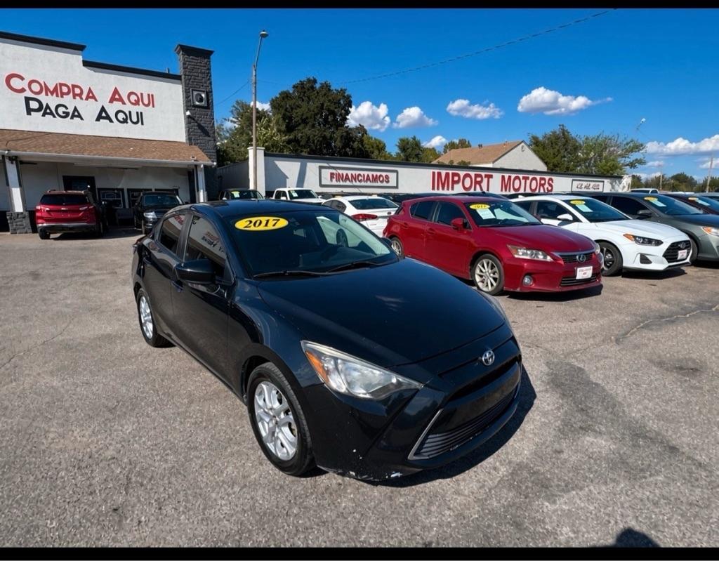 Toyota Yaris iA  2017