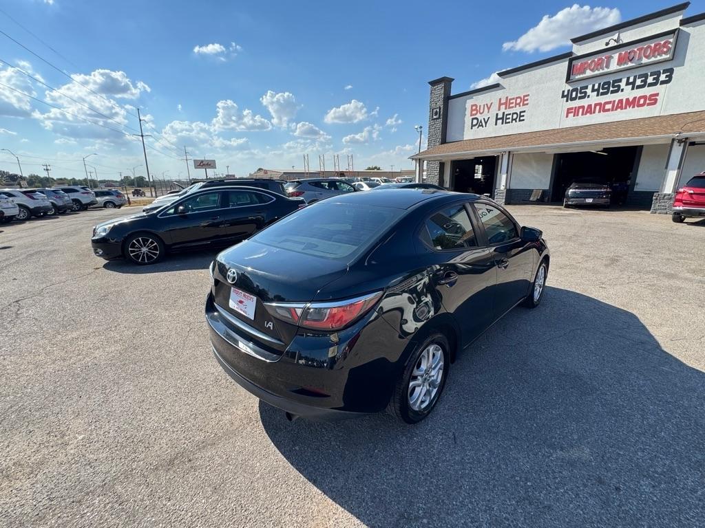 Toyota Yaris iA  2017