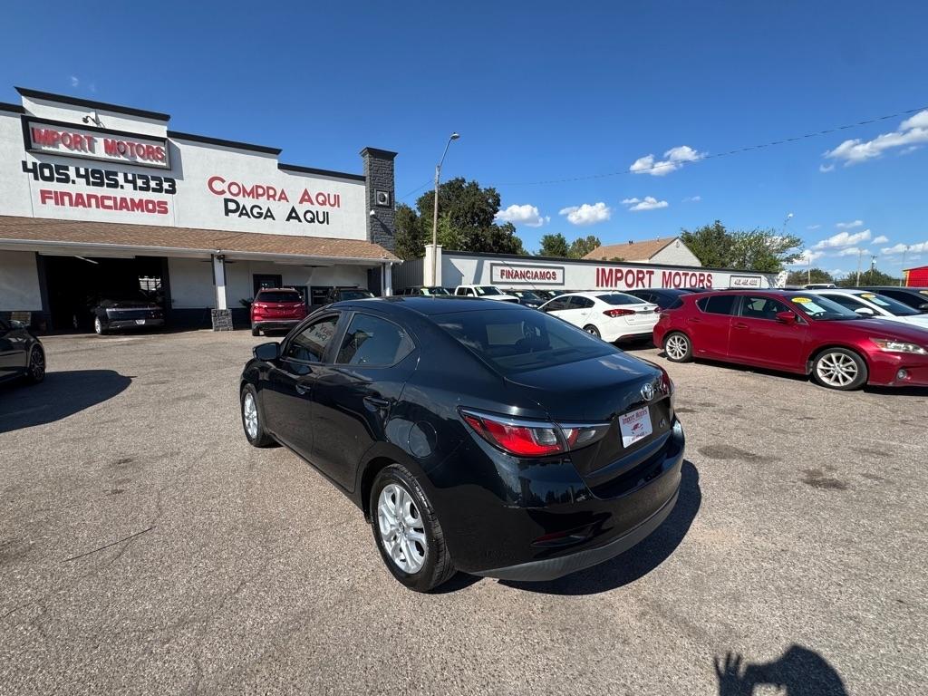 Toyota Yaris iA  2017