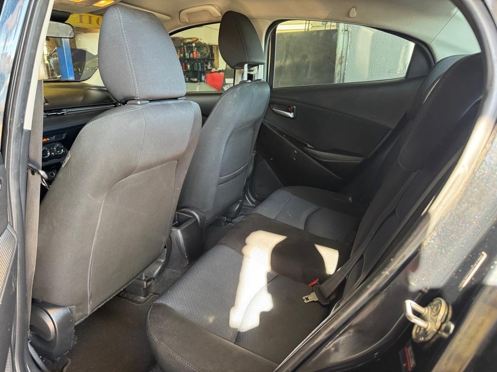 Toyota Yaris iA  2017