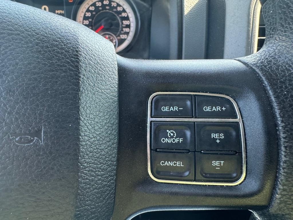 RAM 1500 Tradesman Quad Cab 2WD 2015