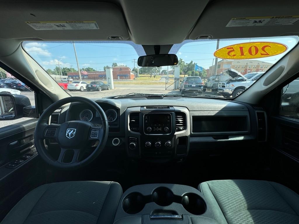 RAM 1500 Tradesman Quad Cab 2WD 2015