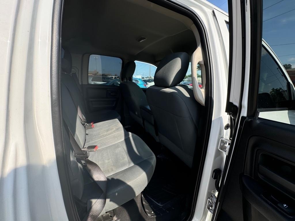RAM 1500 Tradesman Quad Cab 2WD 2015