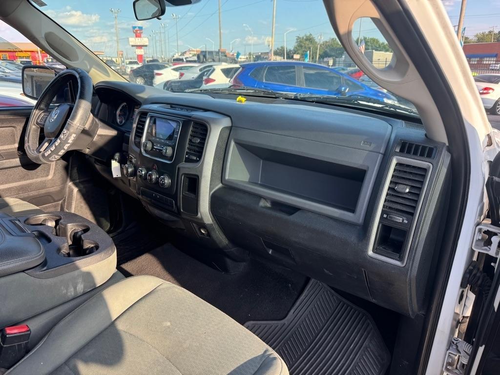 RAM 1500 Tradesman Quad Cab 2WD 2015