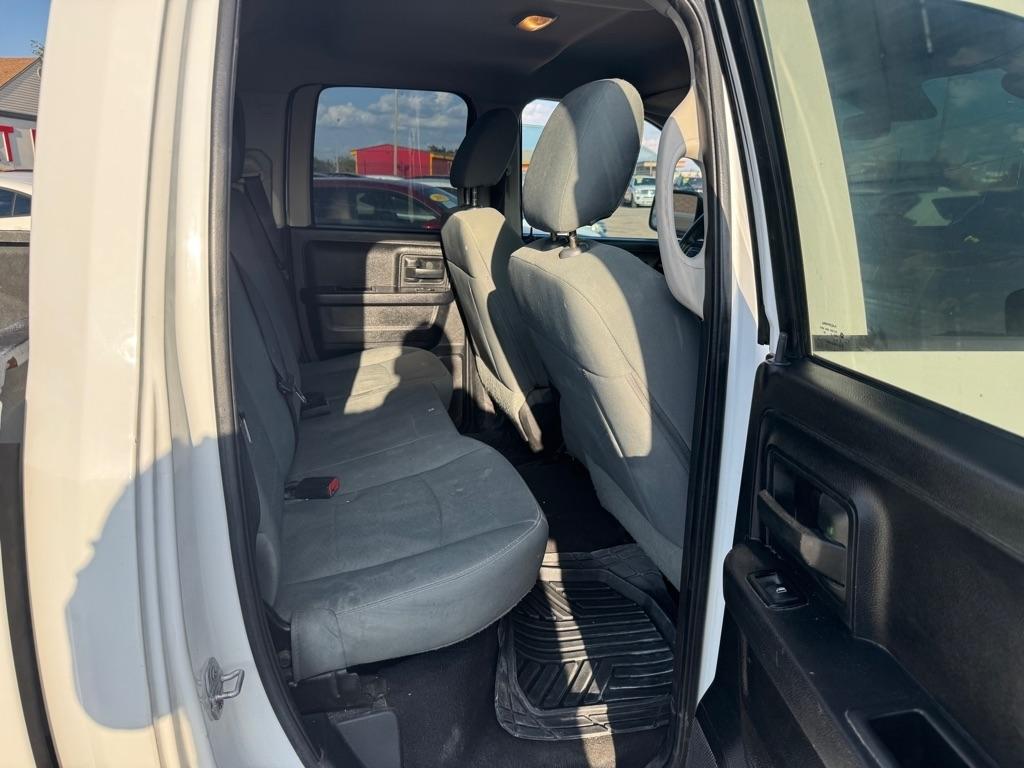 RAM 1500 Tradesman Quad Cab 2WD 2015