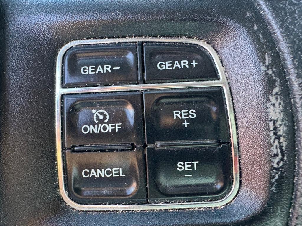 RAM 1500 Tradesman Quad Cab 2WD 2015