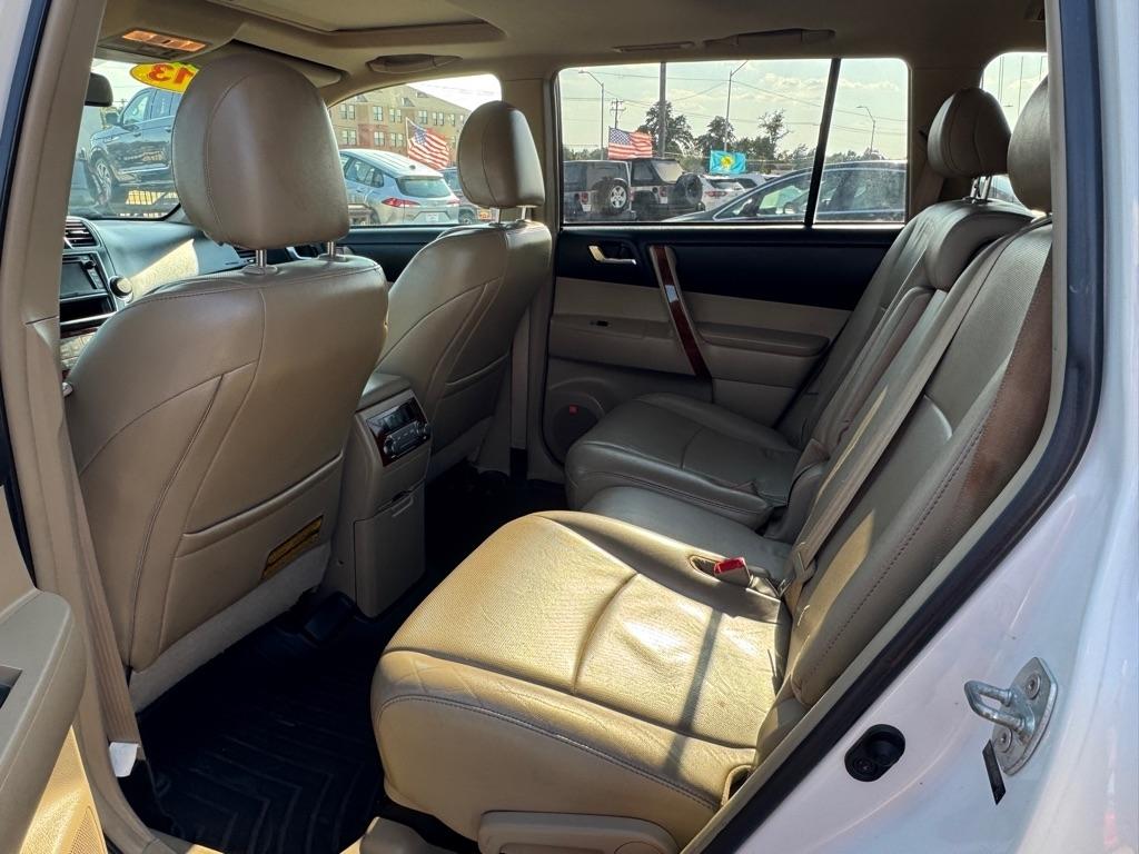 Toyota Highlander Limited 4WD 2013