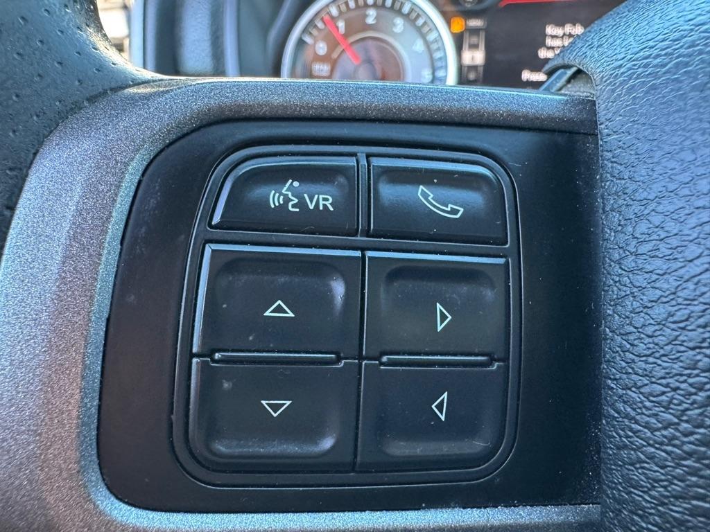 RAM 2500 Tradesman Crew Cab SWB 4WD 2022