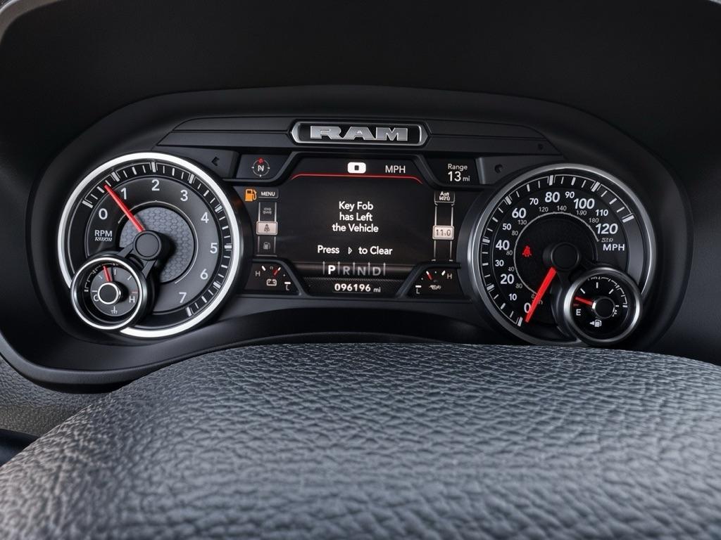 RAM 2500 Tradesman Crew Cab SWB 4WD 2022