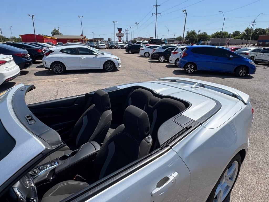Chevrolet Camaro 1LT Convertible 8A 2019