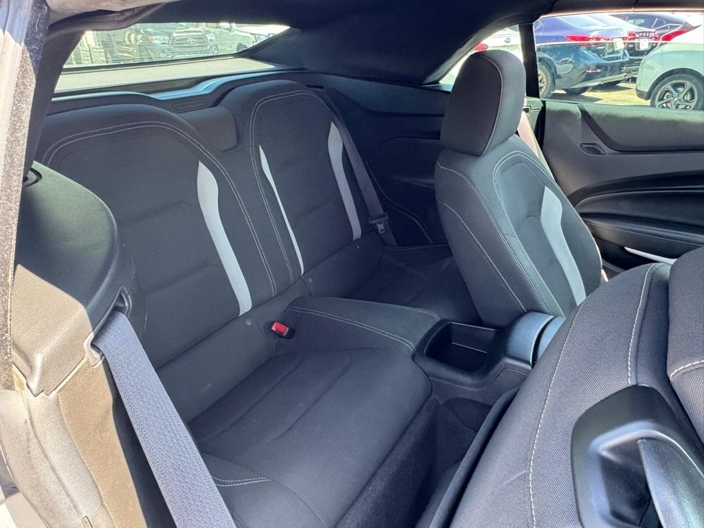 Chevrolet Camaro 1LT Convertible 8A 2019