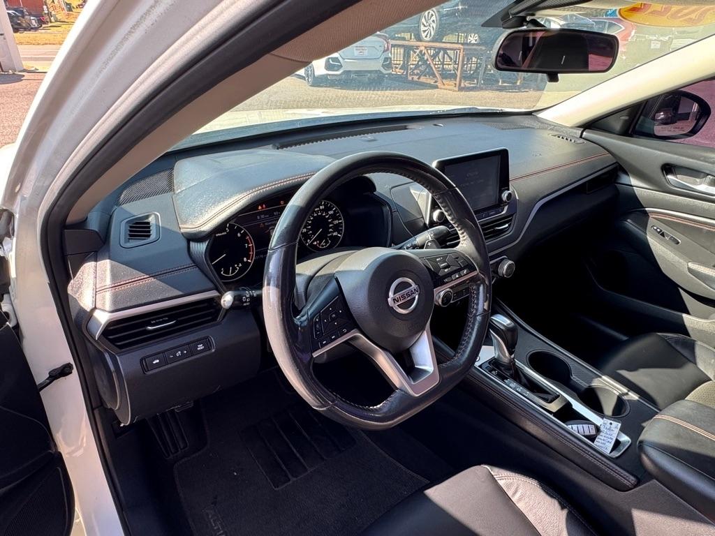 Nissan Altima 2.5 SR 2022