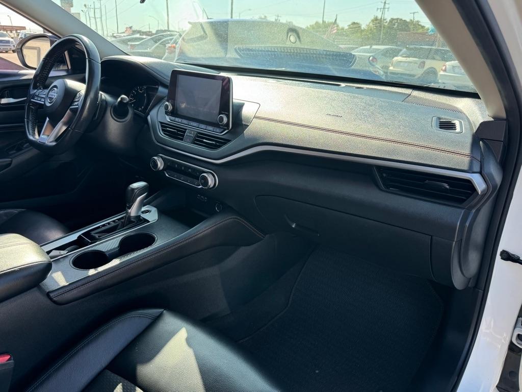 Nissan Altima 2.5 SR 2022