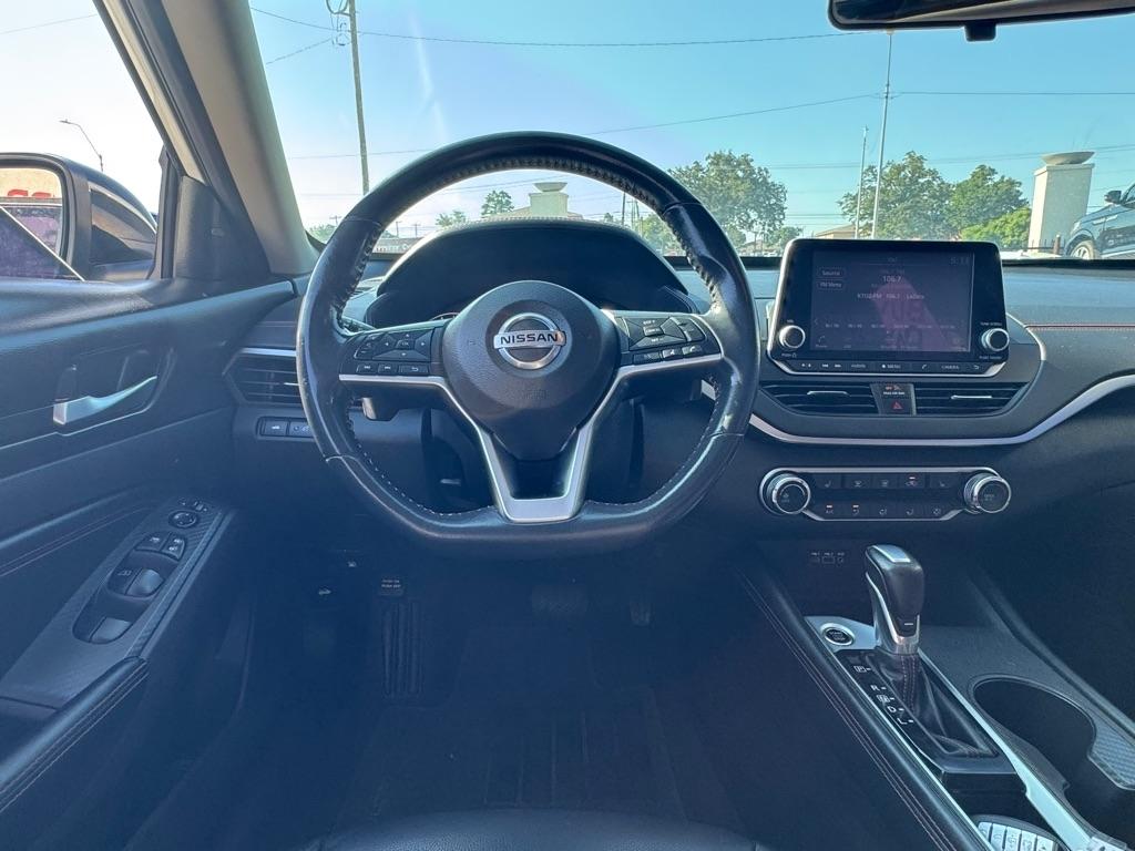 Nissan Altima 2.5 SR 2022