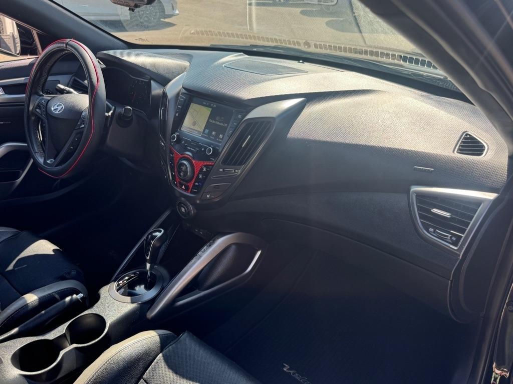 Hyundai Veloster Turbo 6MT 2016